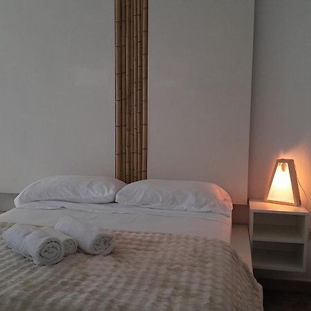 산토 토메 Noah Housing 호스텔 외부 사진